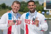 Александр Дьяченко в байдарке-двойке с Юрием Постригаем выиграл бронзу чемпионата Европы на дистанции 200 м