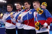 Российские гимнасты стали олимпийскими чемпионами в командном многоборье