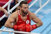 Первая российская медаль Олимпиады в воскресенье - бронза боксера Имама Хатаева