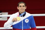 Боксер Альберт Батыргазиев принёс российской команде 15 золотую медаль