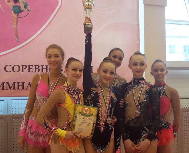 Алтайские гимнастки впервые в истории стали третьими на чемпионате Сибирского федерального округа. 