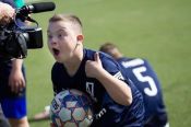 Объявляется набор мальчиков и девочек с синдромом Дауна в футбольную команду