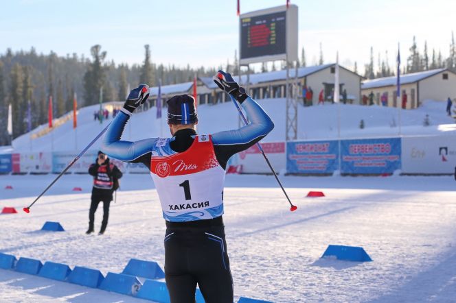 Алтайские лыжники приняли участие в первых крупных всероссийских стартах нового сезона в Хакасии   