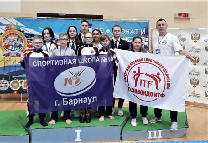 Восемь медалей привезли алтайские спортсмены с первенства России по тхэквондо ИТФ