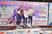 Поставил в конце восклицательный знак.  Виктор Муштаков завершил сезон титулом чемпиона России в спринтерском многоборье