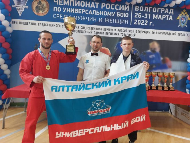 Иван Соловьёв - чемпион России по универсальному бою 