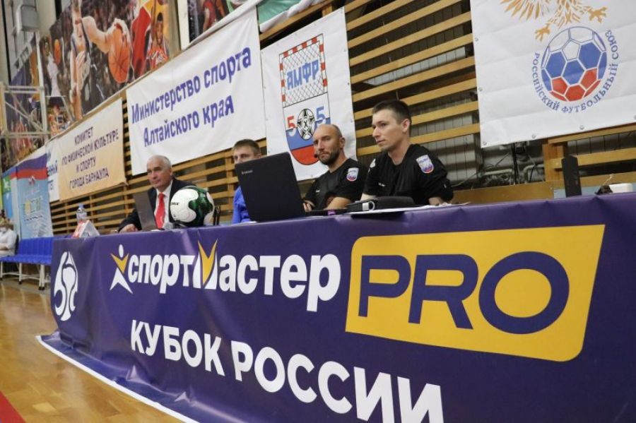 Барнаул впервые принимал матчи профессиональной мини-футбольной лиги  
