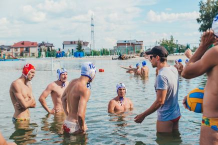 Барнаульский "Магис-Спорт" стал чемпионом Сибири по мини-водному поло и впервые в истории завоевал путевку на чемпионат России.