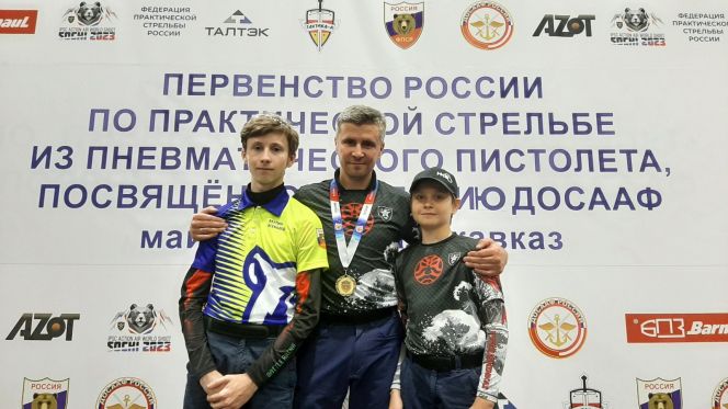 Слева направо: Всеволод, Дмитрий и Родион Баутины. Фото предоставлено Дмитрием Баутиным
