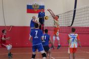 Новоалтайск и Яровое встретятся в финале мужского волейбольного турнира