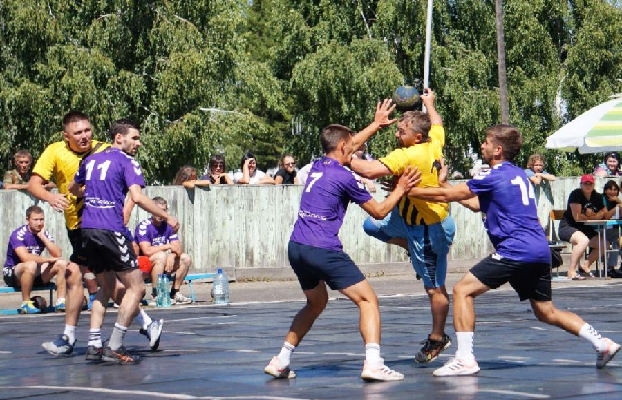В селе Усятское прошёл традиционный турнир памяти Ивана Шумакова