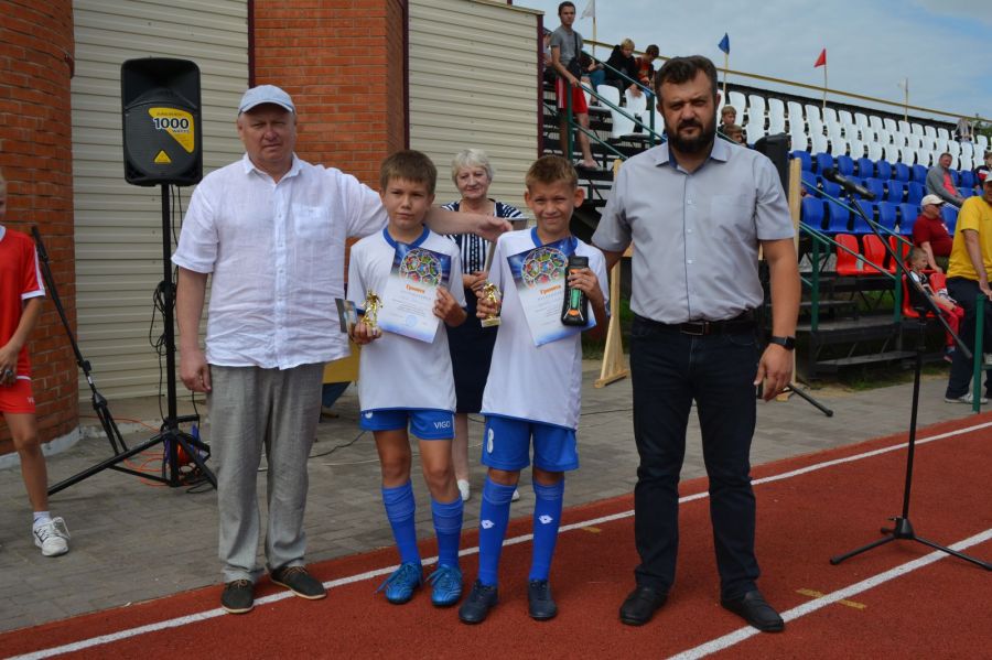 В Ключах прошел традиционный футбольный фестиваль памяти Ивана Затолоко и Александра Мараховского