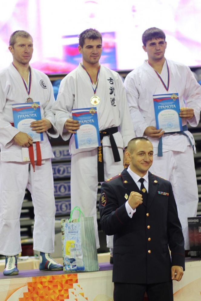Александр Черёмин завоевал бронзовую медаль на Всероссийских соревнованиях среди сотрудников наркоконтроля.