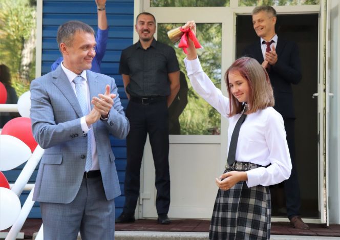 В Алтайском училище олимпийского резерва прозвенел первый звонок (фоторепортаж) 