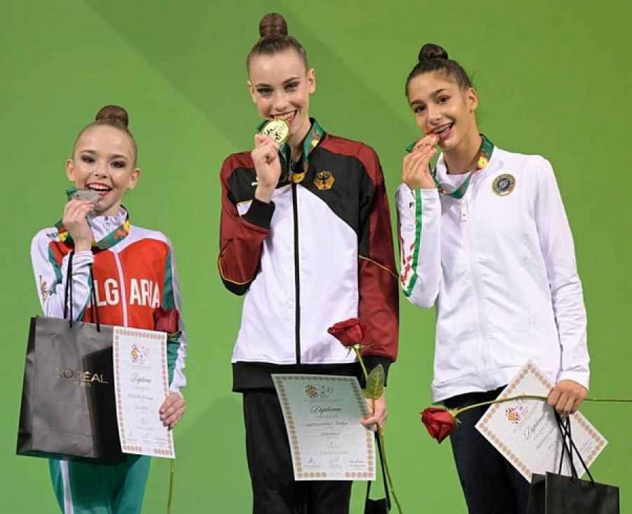 Без наших — никуда: гимнастка с барнаульскими корнями стала чемпионкой мира