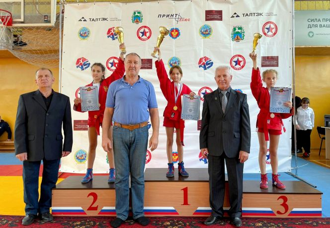 Определены призёры турнира по самбо XLII краевой спартакиады спортшкол среди юношей и девушек 11-12 лет