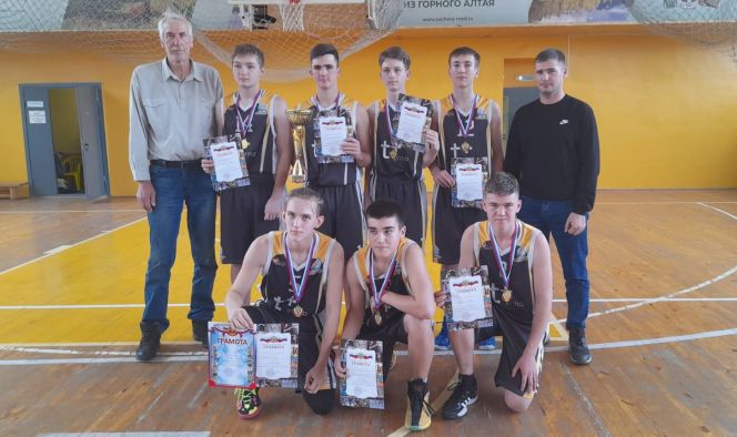 Победителями соревнований стали баскетболисты из СШ №2 Бийска 