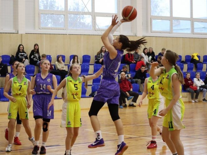 В Благовещенке состоялись краевые соревнования по баскетболу среди девушек до 16 лет в зачёт XLII Спартакиады спортивных школ Алтайского края 