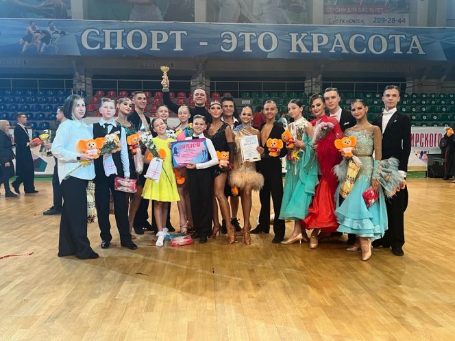 Алтайские танцоры успешно выступили на Кубке региональных команд Сибири  