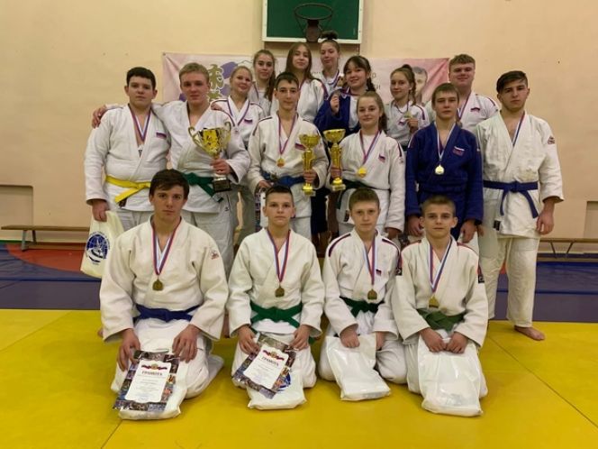В Бийске завершился турнир по дзюдо XLII краевой спартакиады спортшкол среди спортсменов до 17 лет 