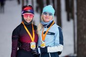 В Барнауле прошла первая лыжная гонка серии любительских стартов Yolochka Ski Cup-2023 (фото)