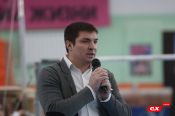 Сложный элемент: работая в северной столице, Сергей Хорохордин следит за гимнастикой в Барнауле