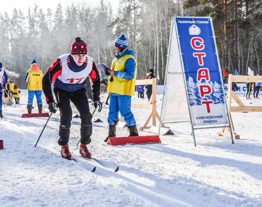Лыжные старты олимпиады. Фото: газета "Степной маяк"