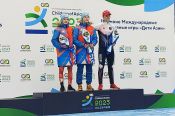 Он же упрямый!  Данил Борисов - серебряный призёр зимних Игр «Дети Азии» в скоростном беге на коньках