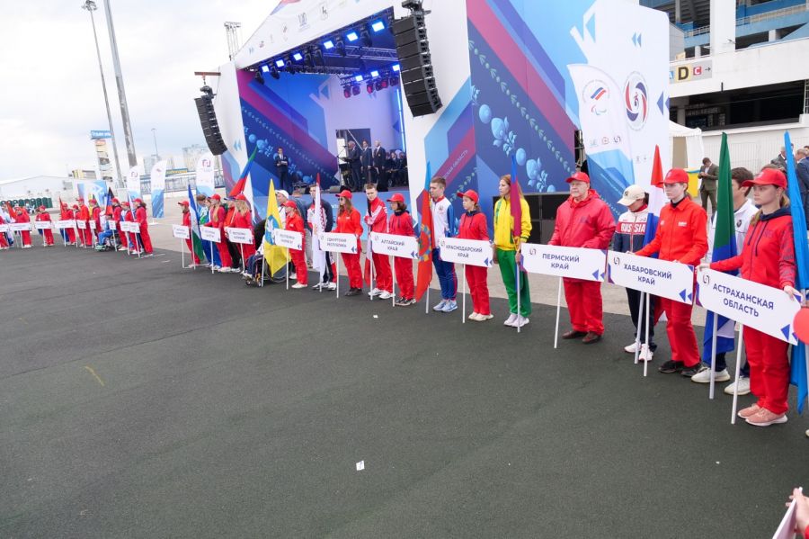 Роман Жданов дал клятву от имени спортсменов на открытии летних Игр паралимпийцев «Мы вместе. Спорт»