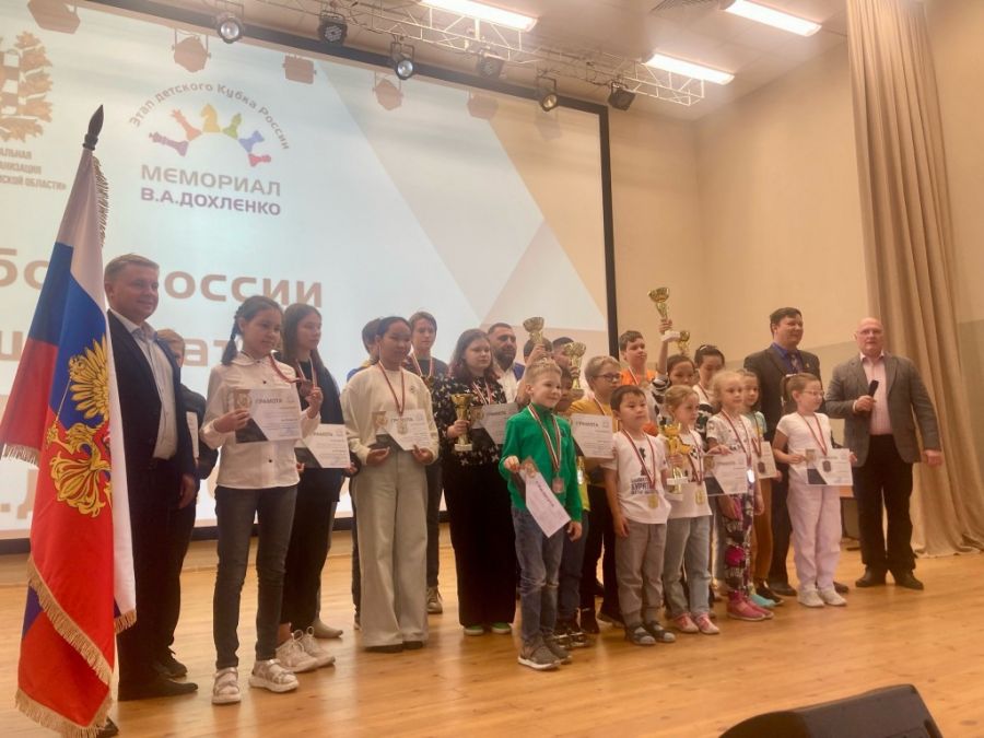 Три медали завоевали алтайские шахматисты на «Мемориале Дохленко» в Томске