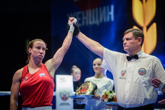 В 2022 году Анна Аэдма из Камня-на-Оби стала чемпионкой страны. В Уфе предстоит защита титула. Фото: Федерация бокса России