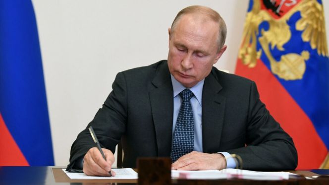 Владимир Путин утвердил перечень поручений по развитию физической культуры и спорта