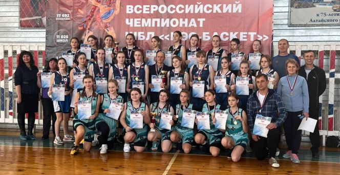В Поспелихе разыграли ещё две путёвки в региональный финал чемпионата ШБЛ «КЭС-Баскет» 