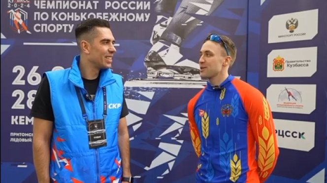 После первого дня чемпионата России Виктор Муштаков занимает в спринтерском многоборье второе место