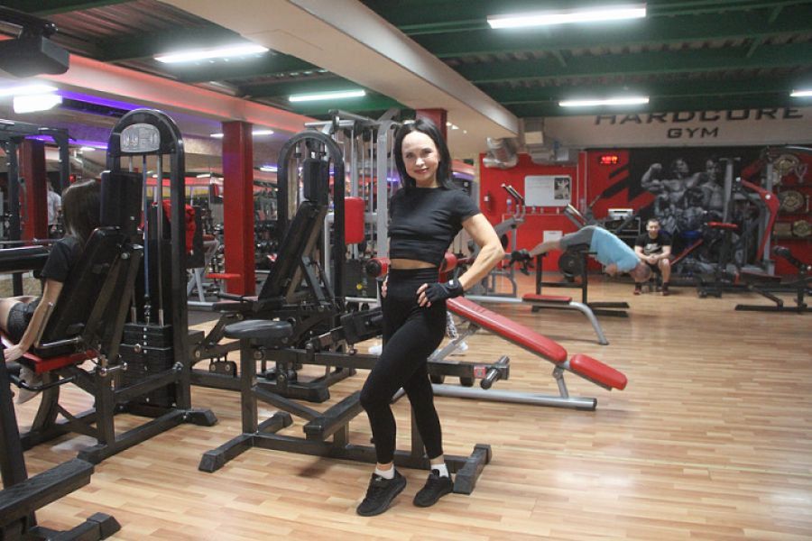 60-летняя спортсменка из Барнаула дебютировала в соревнованиях по бодибилдингу