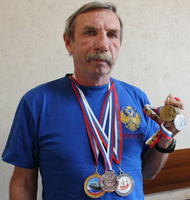 Валерий Шишкин выиграл звание чемпиона мира по стендовым моделям.