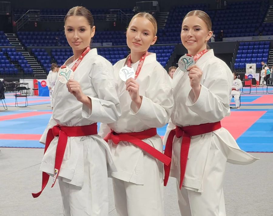 На международном фестивале по каратэ WKF «Кубок Успеха» в Новосибирске команда Алтайского края стала третьей в общем зачёте