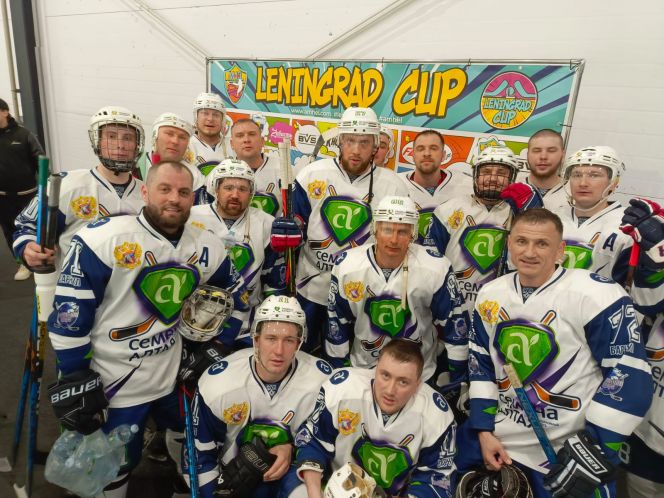 Любительский клуб из Барнаула стал серебряным призером международного турнира Leningrad Cup