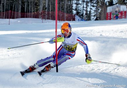 В заключительный день чемпионата Сибири алтайские горнолыжники завоевали две медали.