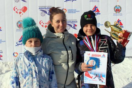 На «Кубке Алтая» наградили юных спортсменов – призёров состязаний в параллельных дисциплинах
