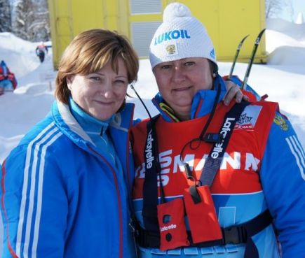 Елена Шалина с давней подругой Еленой Вяльбе на Олимпийских играх в Сочи-2014