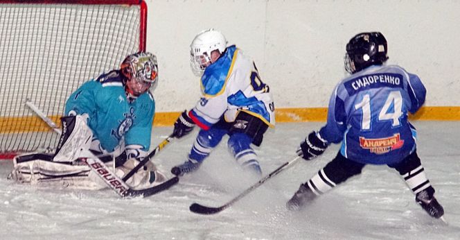 В Славгороде подвели итоги хоккейного турнира XL спартакиады краевых спортшкол среди мальчиков