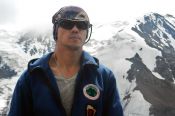 Стараюсь экономить: барнаульский альпинист почти две недели не может покинуть Непал