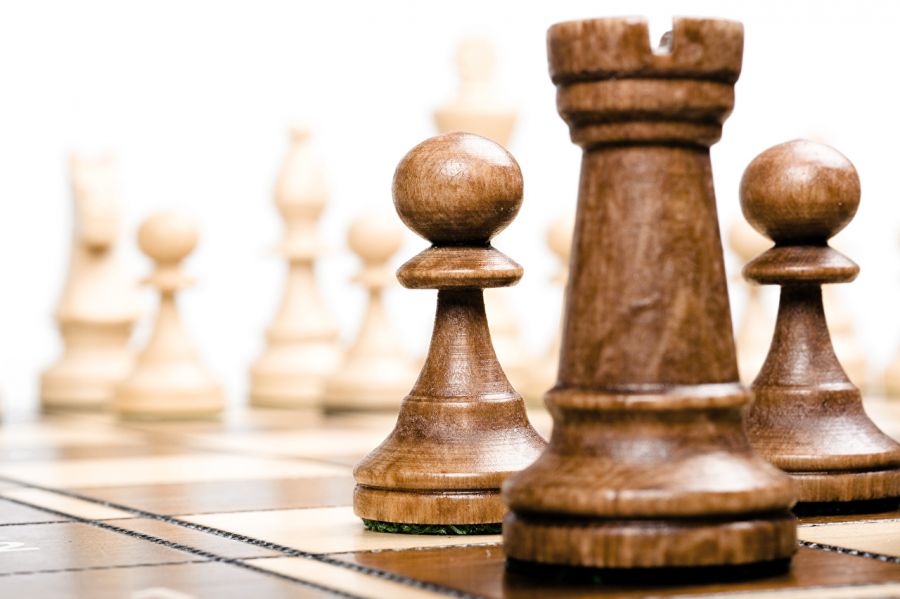 Как научиться лучше играть в шахматы?