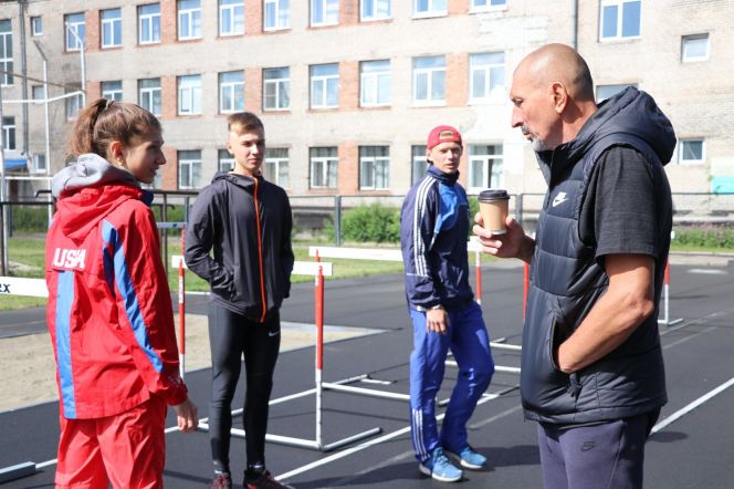 На стадионе АУОР 9 июня прошли занятия группы тренера Сергея Клевцова во главе с Сергеем Шубенковым   