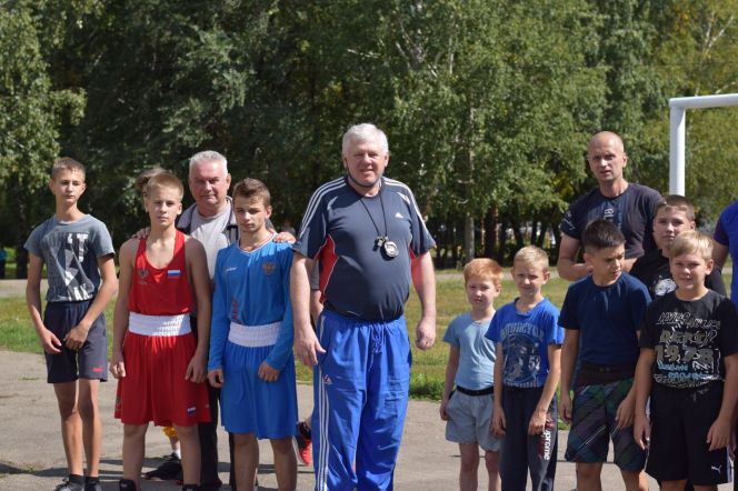 Спортсмены школы бокса "Алтай" провели первую тренировку после самоизоляции 