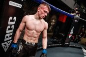 Барнаульский боец стал финалистом необычного турнира по MMA