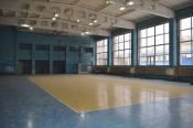 В заринской спортивной школе обновят волейбольный зал