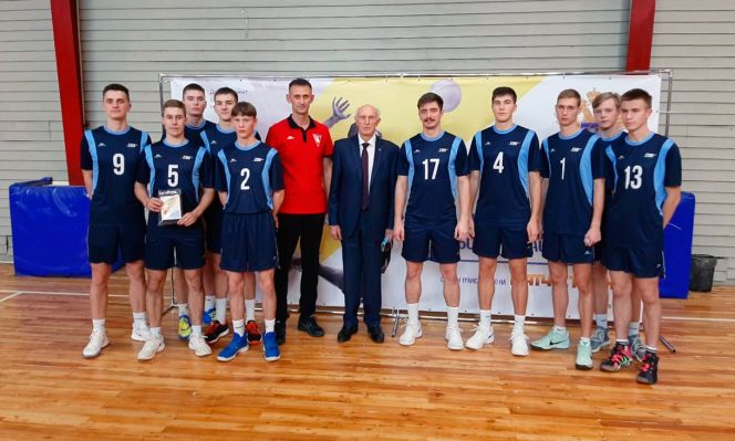 Мужская команда Алтайского госуниверситета - в квартете сильнейших финала Кубка Студенческой волейбольной ассоциации 
