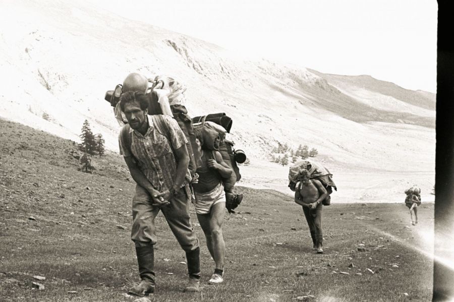 1977 год - заброска, 70 км с 52-килограммовыми рюкзаками
